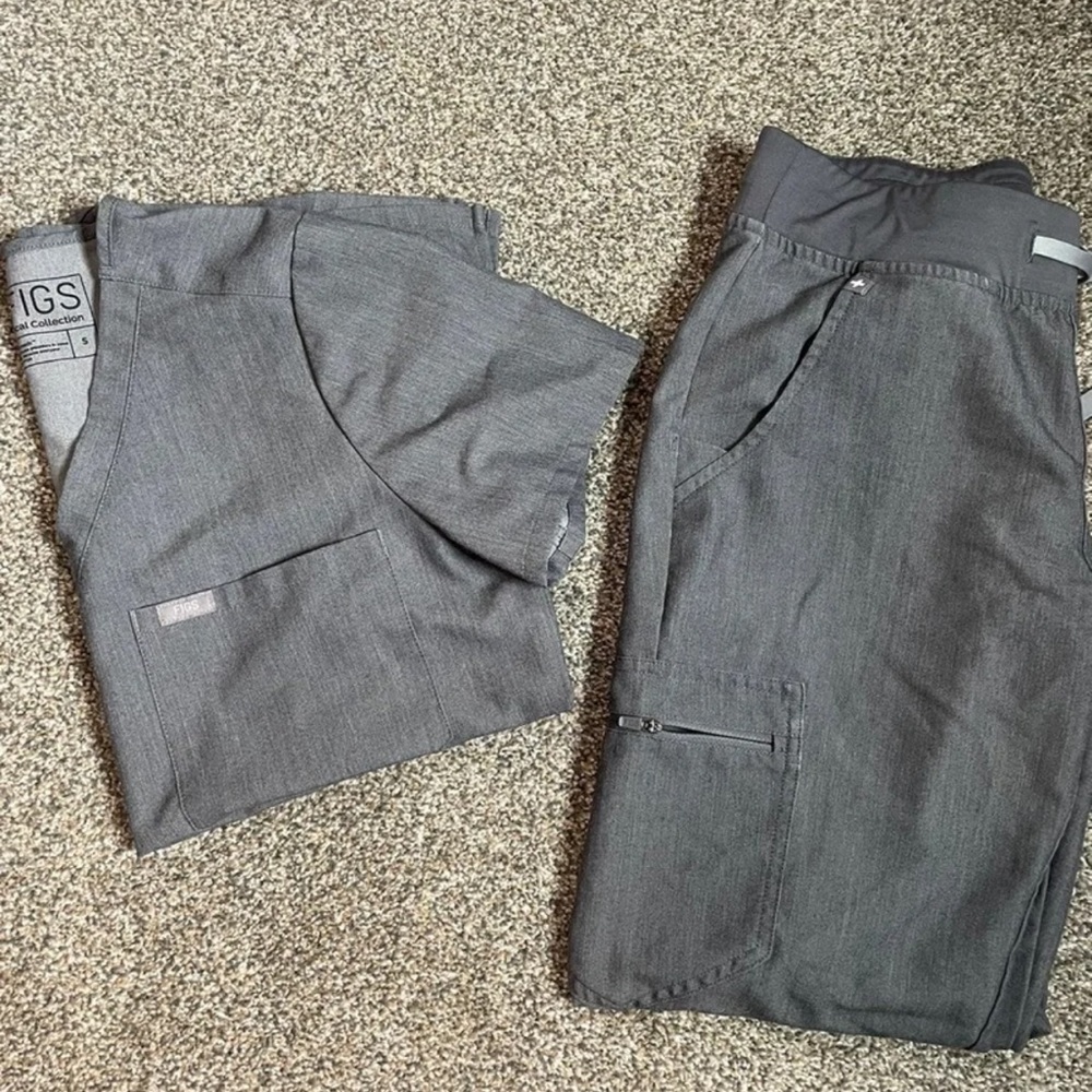 FIGS SCRUBS